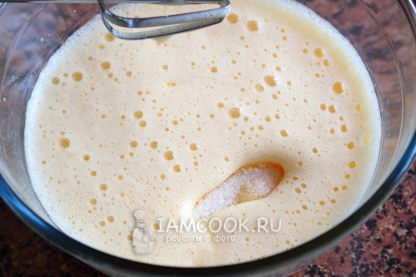 Всыпать сахар