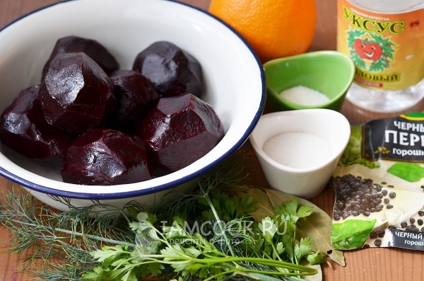 Ингредиенты для свеклы, маринованной с апельсином