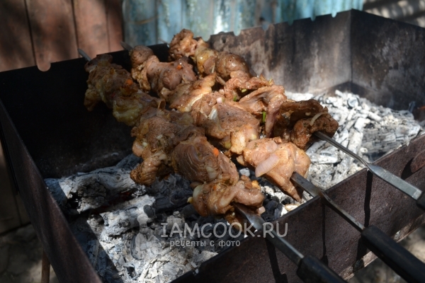 Пожарить шашлык