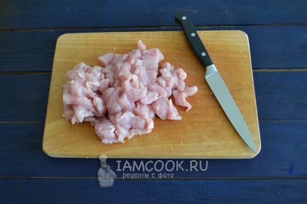 Порезать куриное филе
