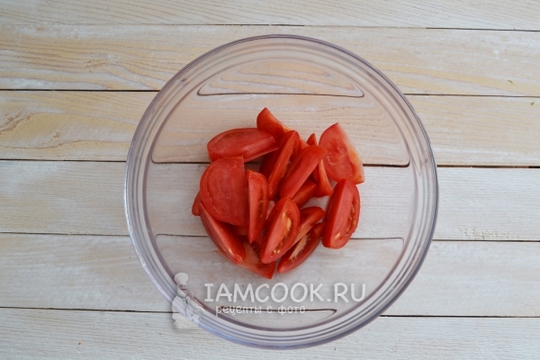 Порезать помидоры
