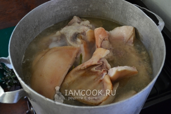 Отварить мясо