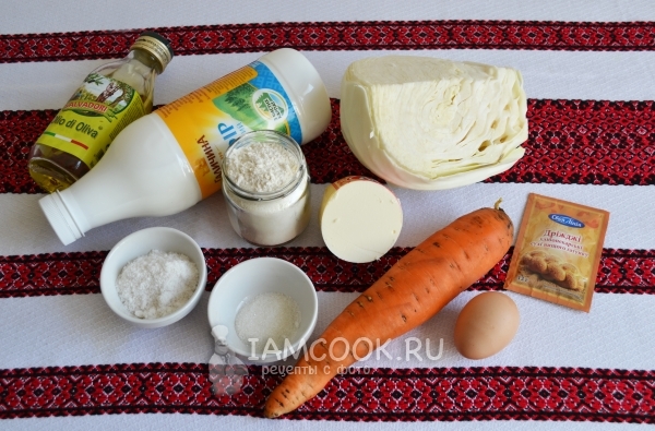 Ингредиенты для жареных пирожков с капустой на сковороде