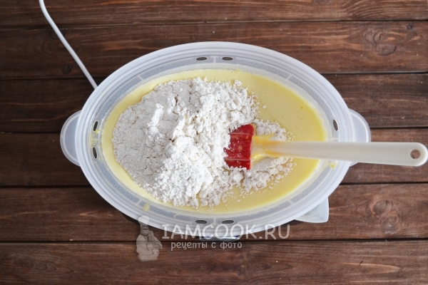 Всыпать муку