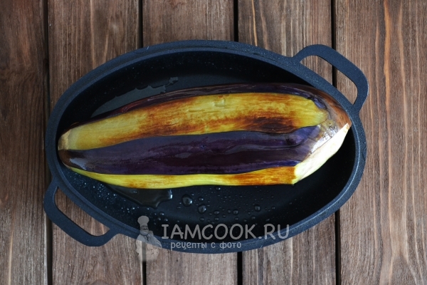 Обжарить баклажан