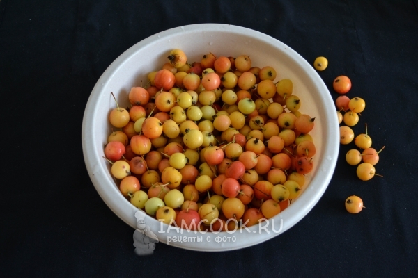 Сделать на яблочках проколы