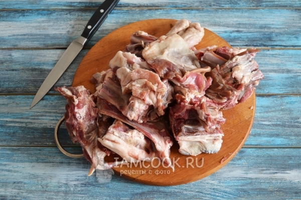 Порезать бараньи ребра