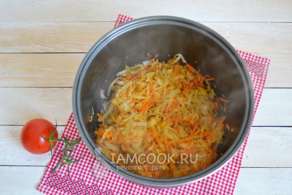 Обжарить овощи