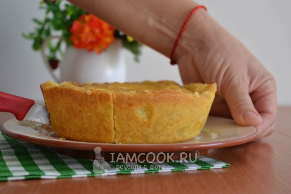 Готовый классический французский луковый пирог