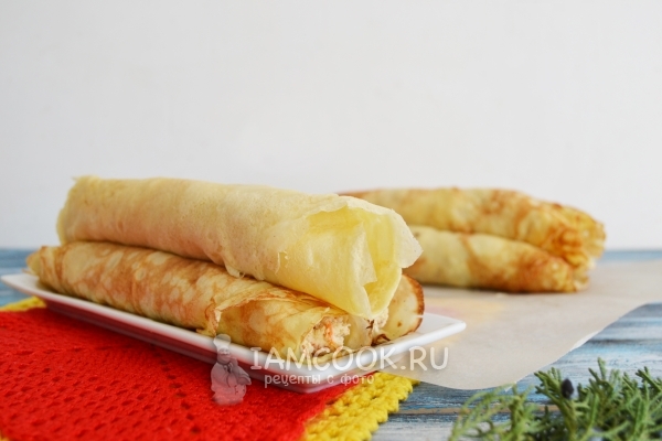 Завернуть начинку в блин