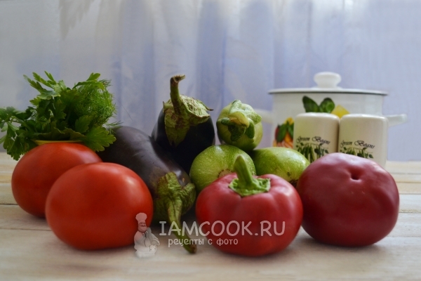 Ингредиенты для кабачков и баклажанов, запеченных в духовке