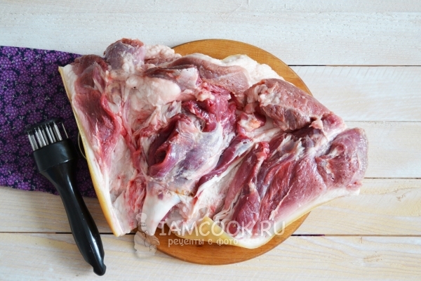 Прокололи мясо тендерайзером