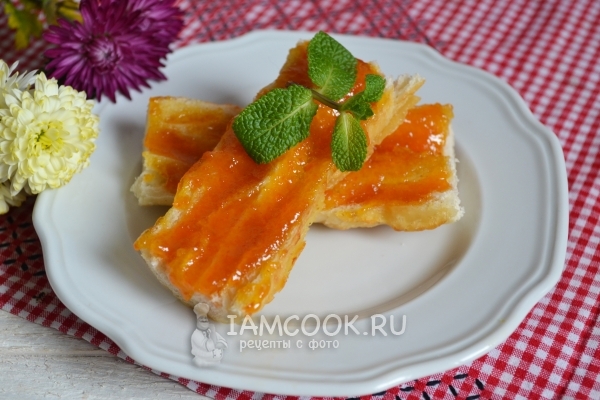 Готовое яблочно-морковное пюре на зиму