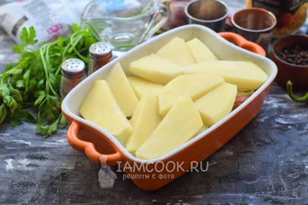 Положить картофель