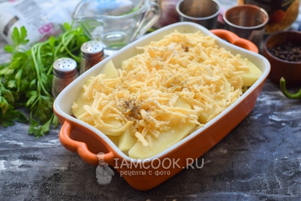Посыпать тертым сыром