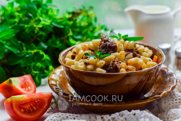 Рецепт макарон с тушёнкой на сковороде