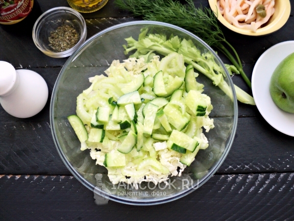 Добавить огурец