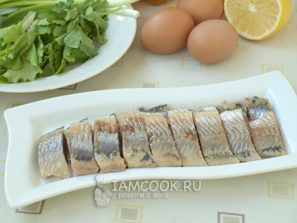 Порезать филе сельди