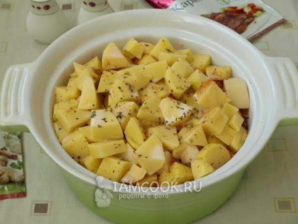 Положить картофель