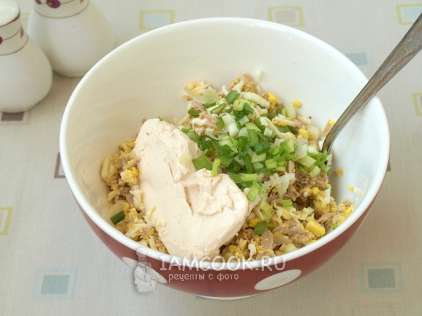 Измельчили и смешали компоненты намазки