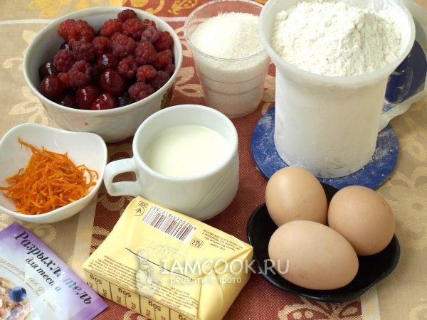 Ингредиенты для пирога с вишнями и малиной