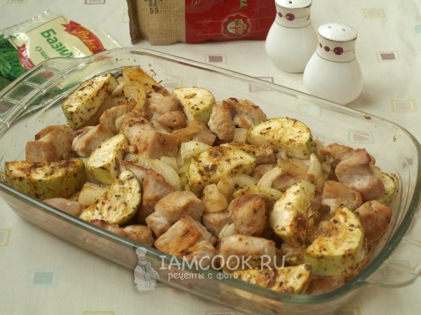 Идейка с кабачками в духовке