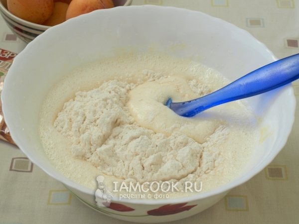 Всыпать муку