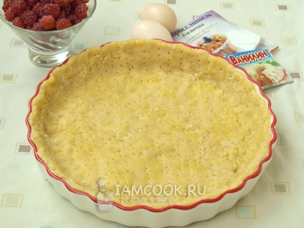 Наколоть тесто вилкой