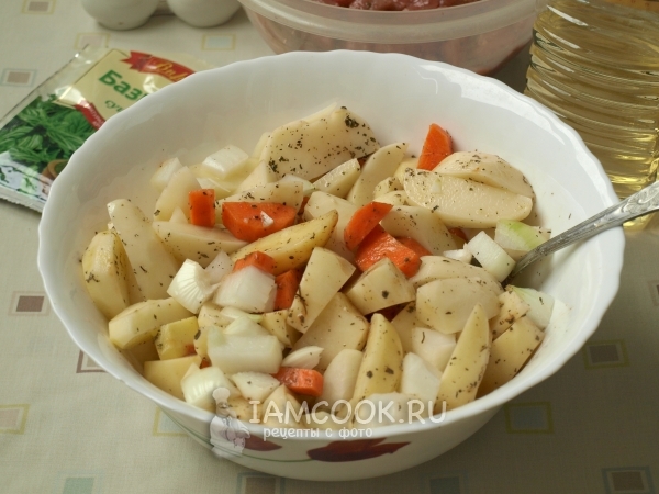 Соединить овощи