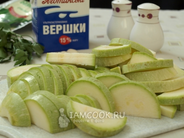 Порезать кабачки