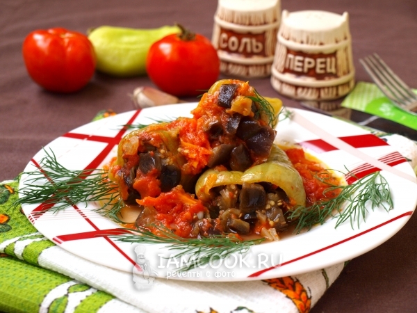 Фото перца, фаршированного баклажанами