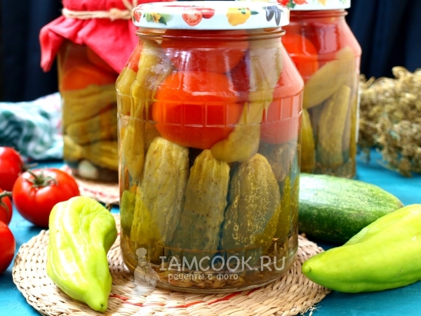 Маринованное ассорти из огурцов и помидоров на зиму