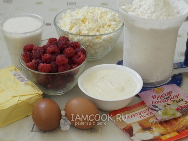 Ингредиенты для пирога с малиной и творогом