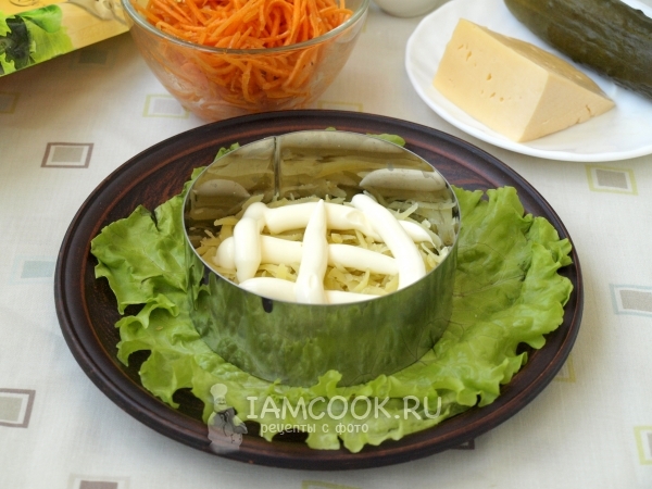 Полить картофель майонезом