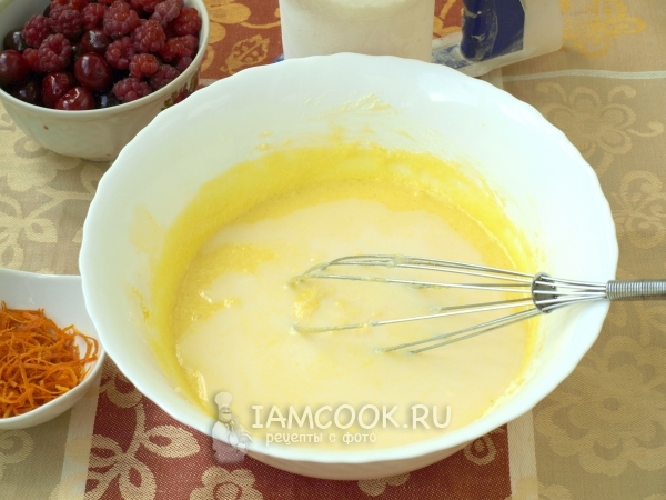 Влить молоко