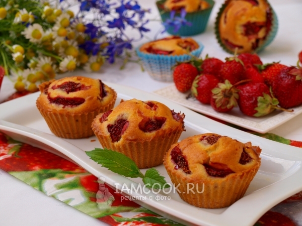 Фото клубничных маффинов