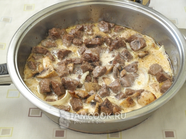 Влить сливки