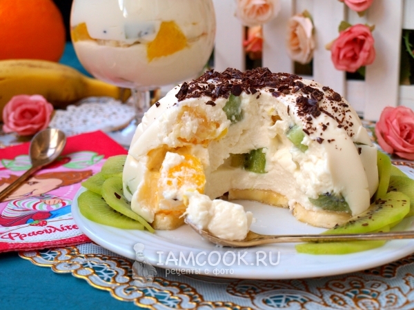 Творожный десерт с желатином и фруктами