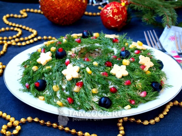 Фото салата «Рождественский венок» с говядиной
