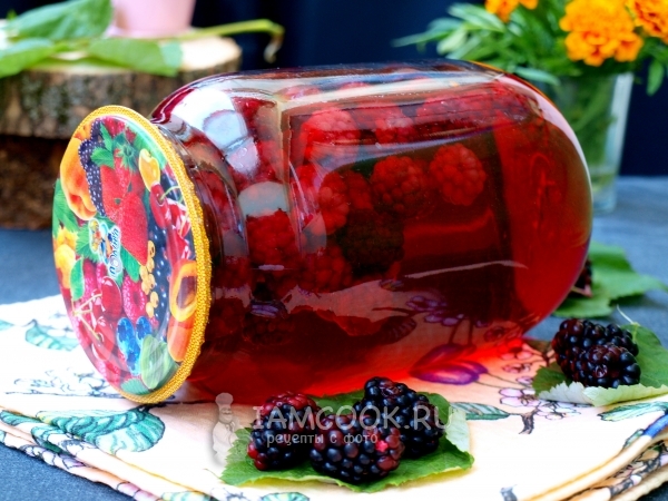 Рецепт компота из ежевики на зиму
