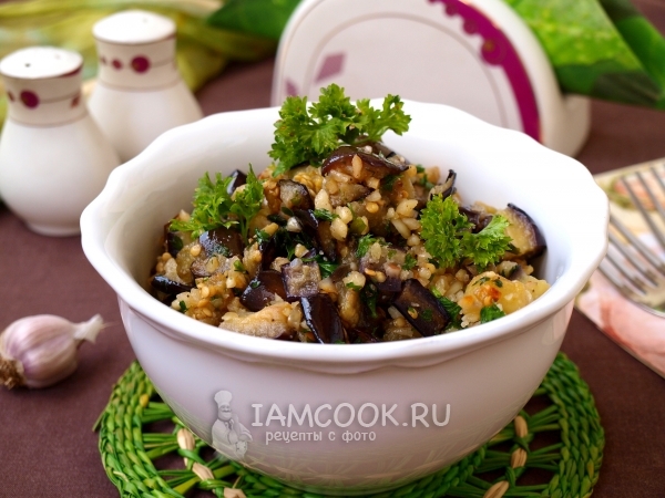 Рецепт закуски из баклажанов с арахисом и чесноком