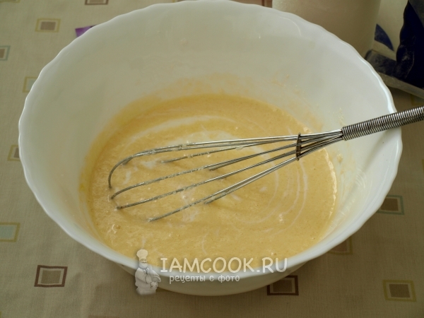 Влить кефир