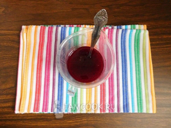 Проварить сок калины с сахаром