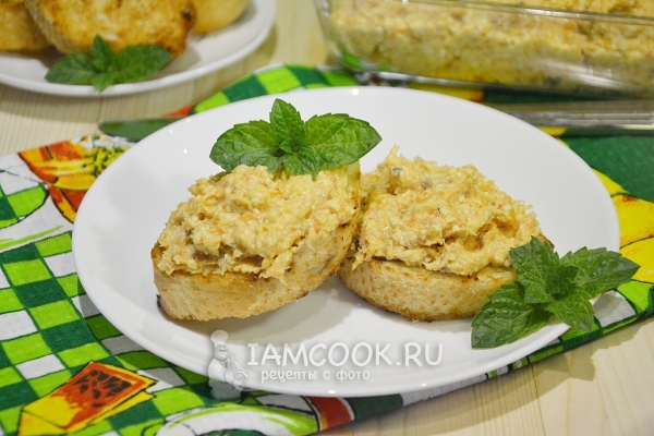 Фото паштета из сельди с морковью и плавленным сыром