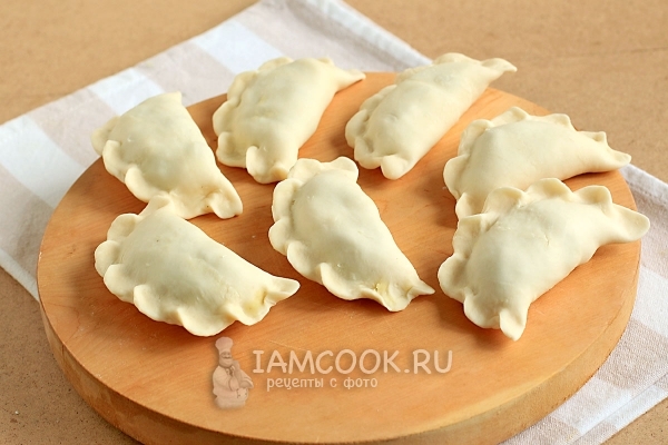 Слепить вареники