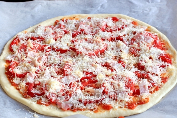 Посыпать сыром