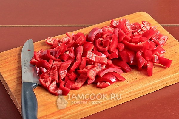 Нарезать перец