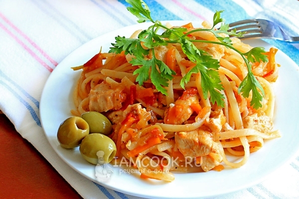 Рецепт лапши с овощами и куриным филе