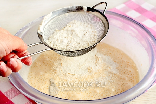 Просеять муку