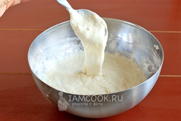 Размешать тесто